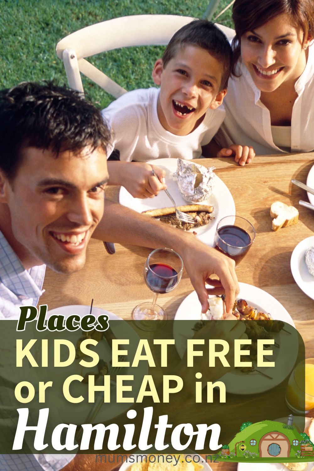 A family happily eating out together